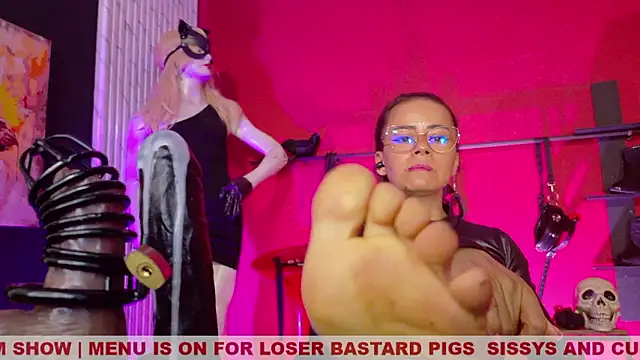 MistressSlut1 webcam