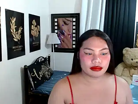TSbrianaHugeCock webcam