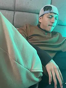 NaytonFreeman webcam