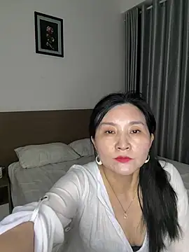 美女jiejie8888在线直播