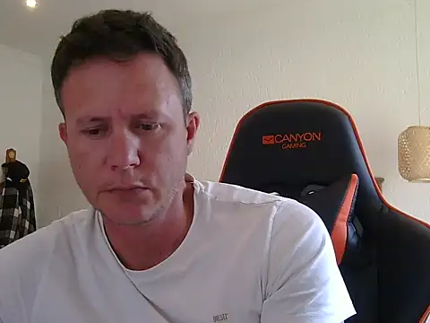 TroyDieselXXX webcam