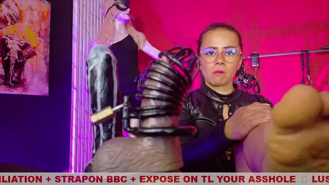 MistressSlut1 webcam