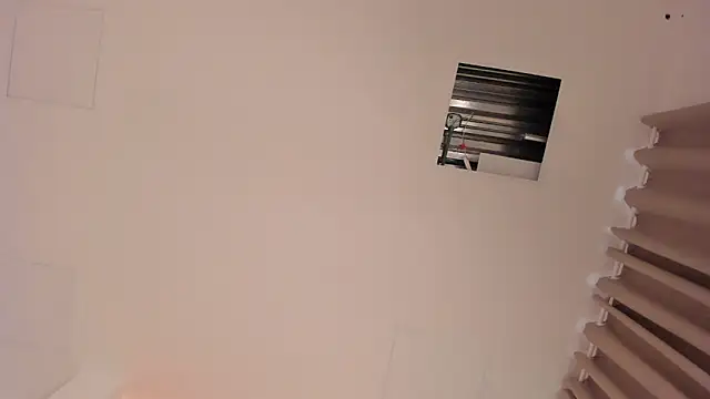 Victoria_Beaumont webcam