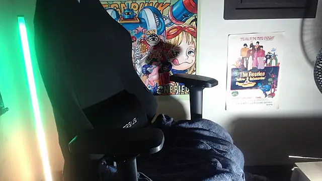 LuciferSantoryu webcam