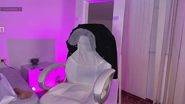 _sharlotte777 webcam