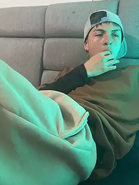 NaytonFreeman webcam