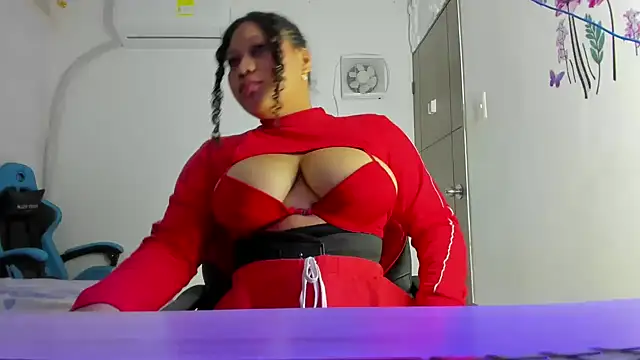 lunastar02 - Lunastar02's free webcam - UK Sex Cams