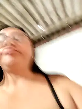 Dirty-Momm-Divorced-Hot webcam