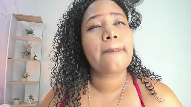 Belle_Brunette webcam