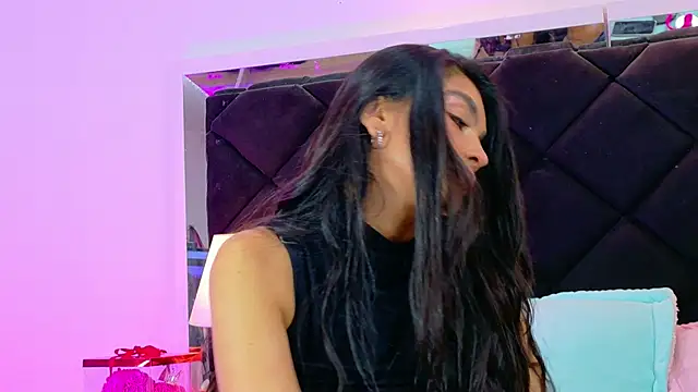 Holly_Brensonexx_ webcam