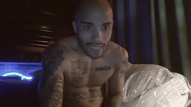 JohnnyDeep187 webcam