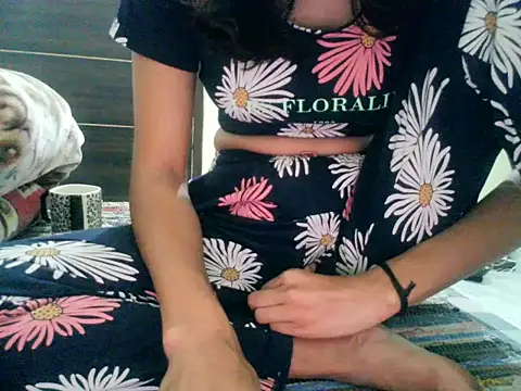 Aayusmatisharma webcam