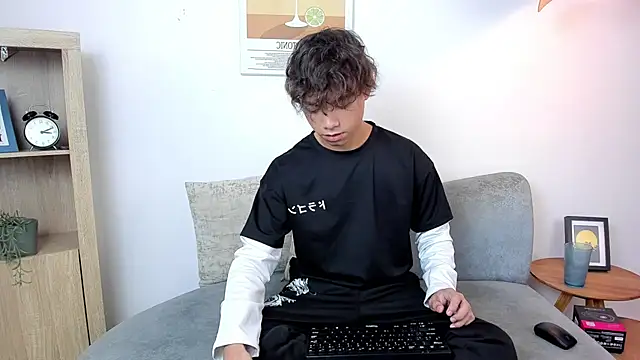 Honeymoon_sariel webcam