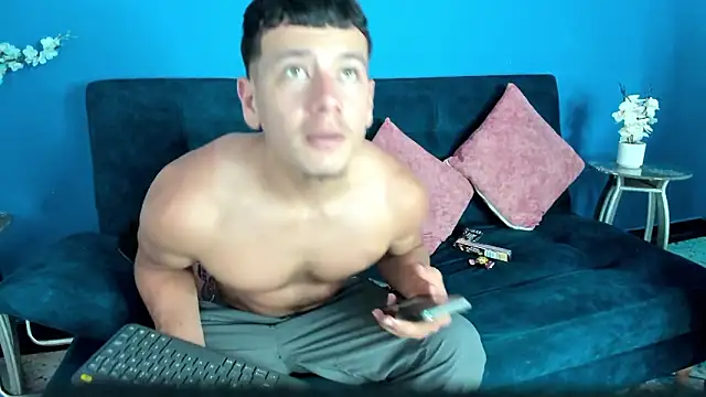 MagnusKnight_ webcam