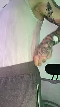 _jamesleandros1 webcam