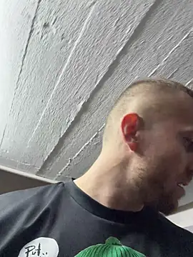 trainwithme - Trainwithme's free webcam - UK Sex Cams