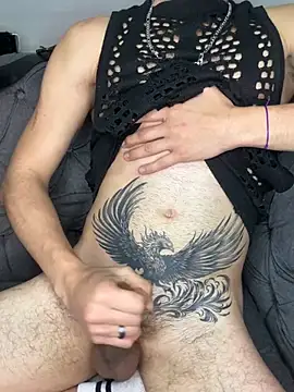 brunoturnerr - BrunoTurnerr's free webcam - UK Sex Cams