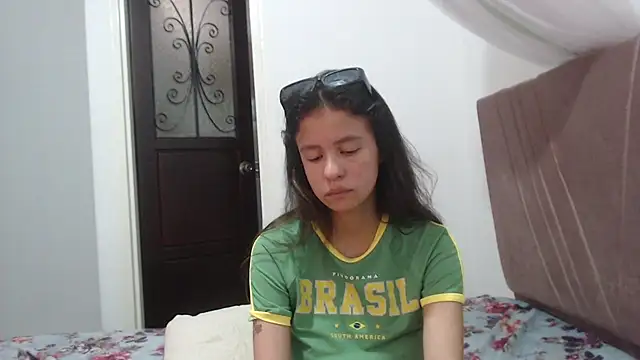 nathaly_jones_ webcam