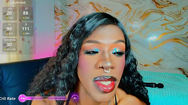 EbonyHansNight webcam