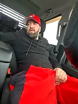 Beardedtattood webcam