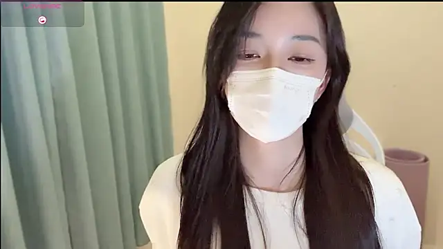 美女Xxxooo-188在线直播