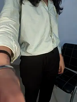 tanzum_khan3202 webcam