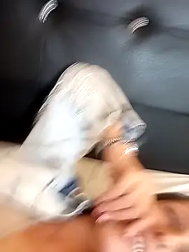 Karolyn_rousse webcam