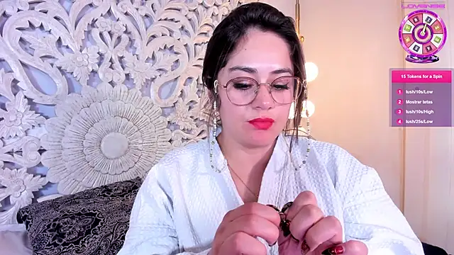 nahomi_sweett webcam