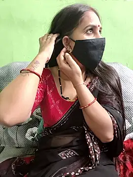 SareeQween143 webcam