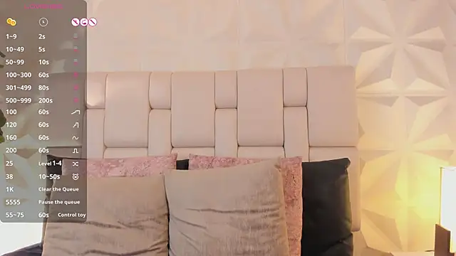 scarlettadams__ webcam