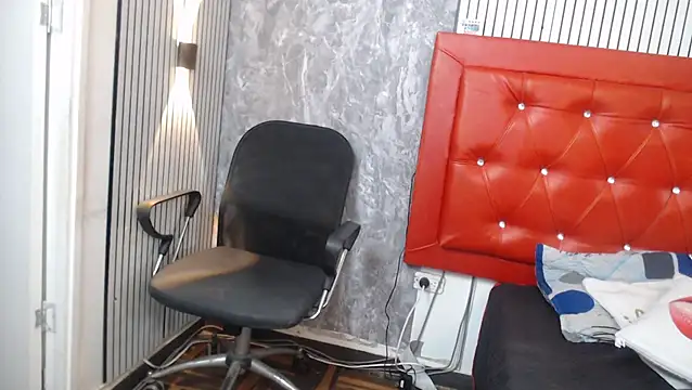 linda__mature webcam