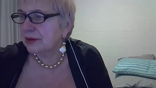 SweetCherry27 webcam