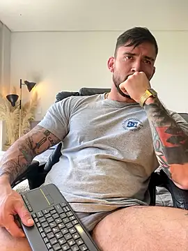 DimitriSullivan_ webcam