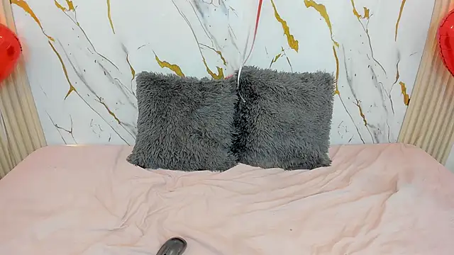 zoey_taylor07 - Zoey_Taylor07's free webcam - UK Sex Cams