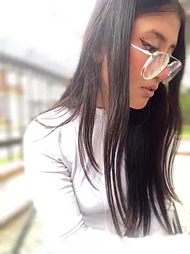 StrawberryPink_ webcam