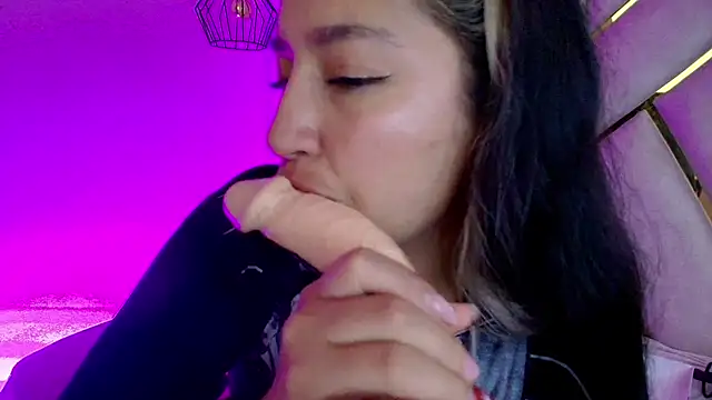 Dahiana_Dmour_ webcam