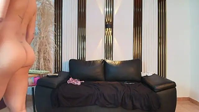 Isa_And_Natasha webcam