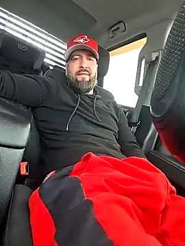 Beardedtattood webcam