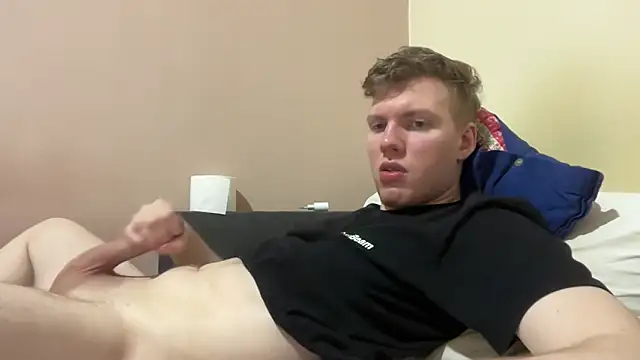sexybooii6968 webcam