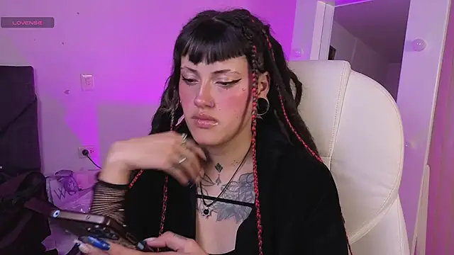 _sharlotte777 webcam