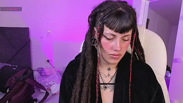 _sharlotte777 webcam