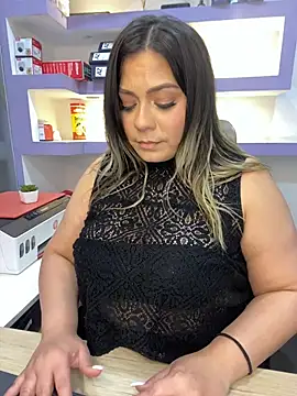 isabella_horney_ webcam