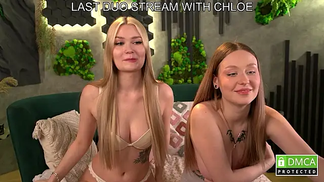 ella_knockers_xl webcam