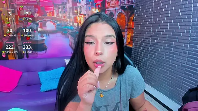 Small_naughty_ webcam