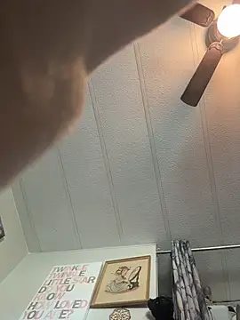 Makethatpussypurr webcam