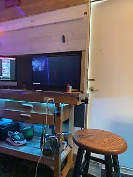 Twist_N_Tease webcam