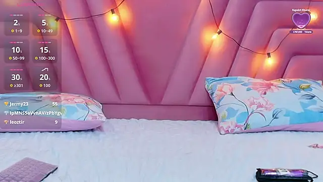 hornybarelylegalgirl webcam