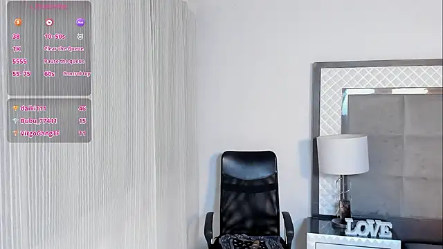 TalianaNewton webcam