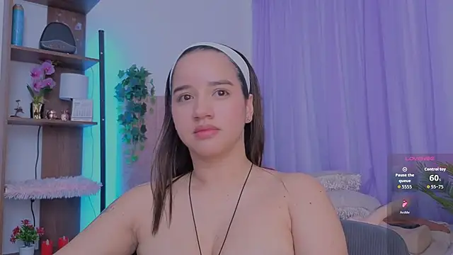 emilyrouxe - Emilyrouxe's free webcam