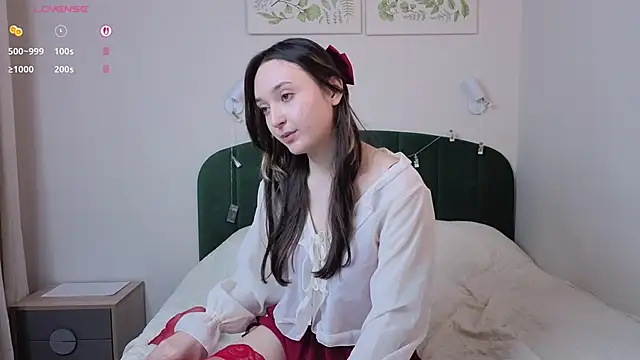 sylviahamilton - SylviaHamilton's free webcam